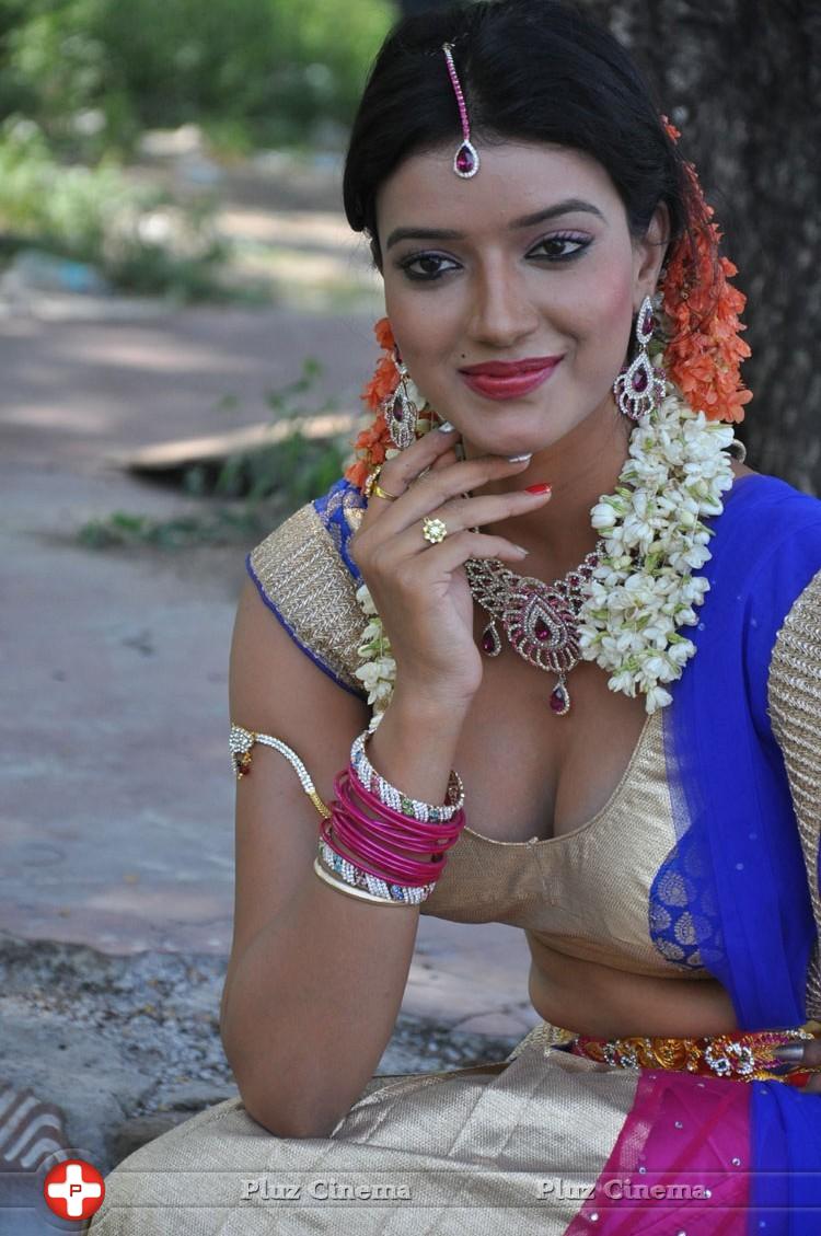 Maneesha Singh at Junction Lo Jayamalini Movie Opening Photos | Picture 1144138