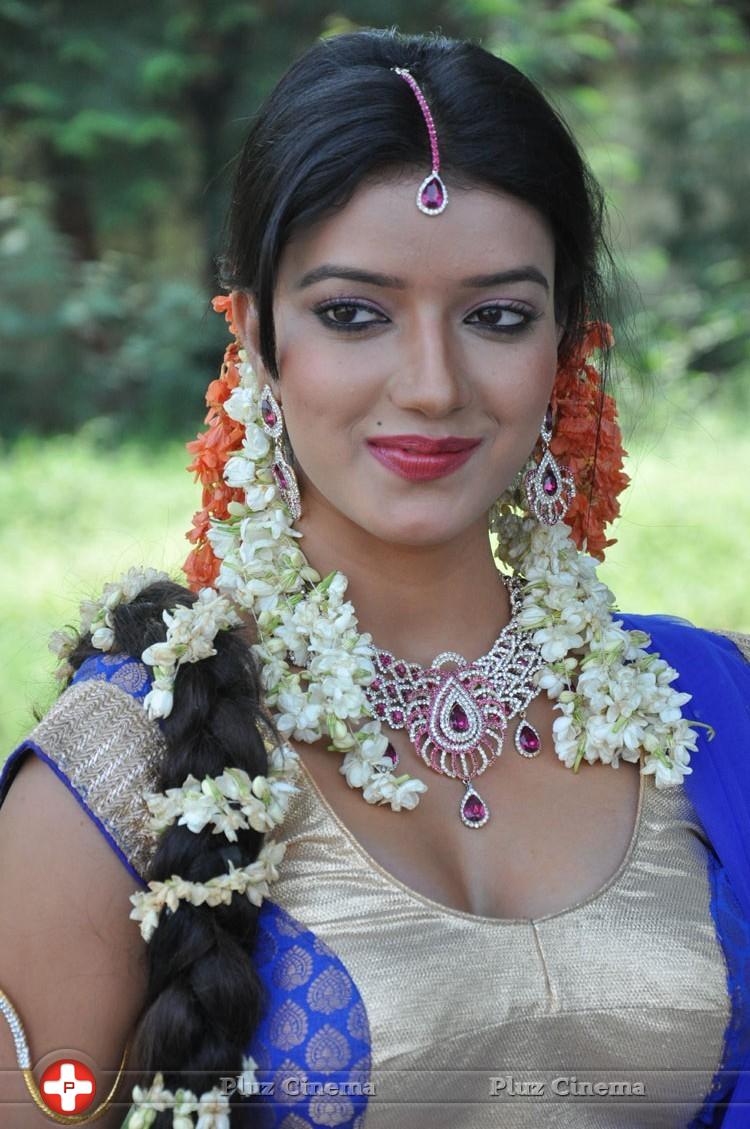 Maneesha Singh at Junction Lo Jayamalini Movie Opening Photos | Picture 1144140