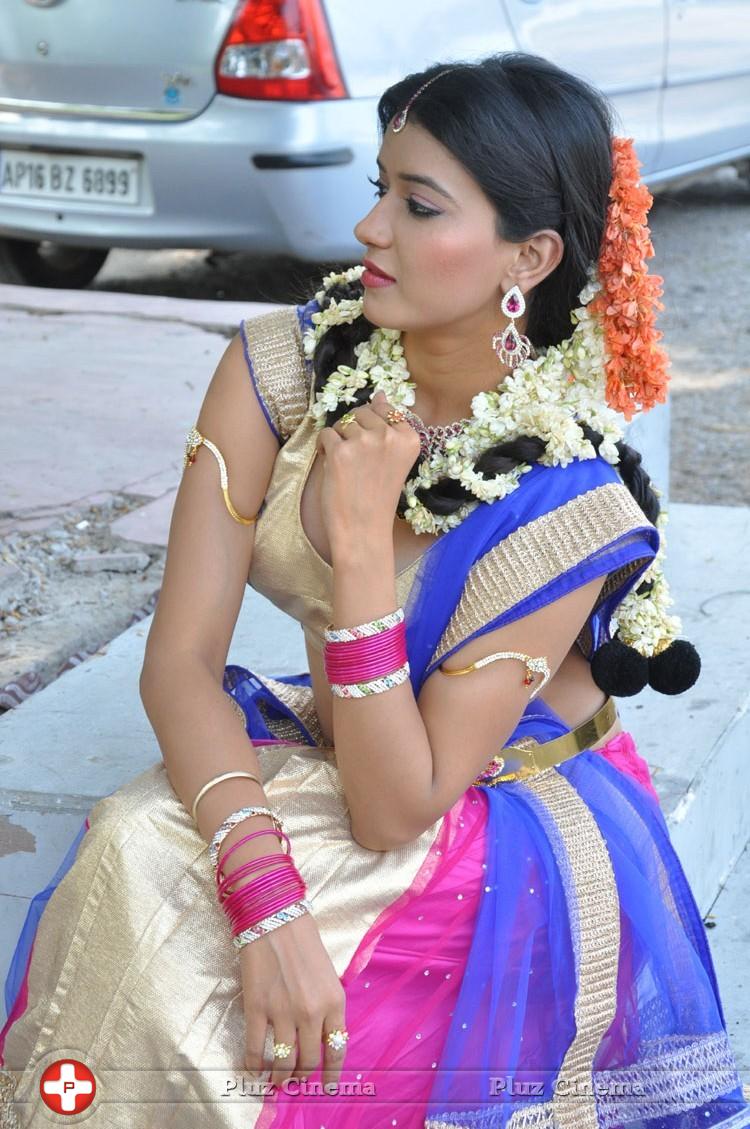 Maneesha Singh at Junction Lo Jayamalini Movie Opening Photos | Picture 1144145