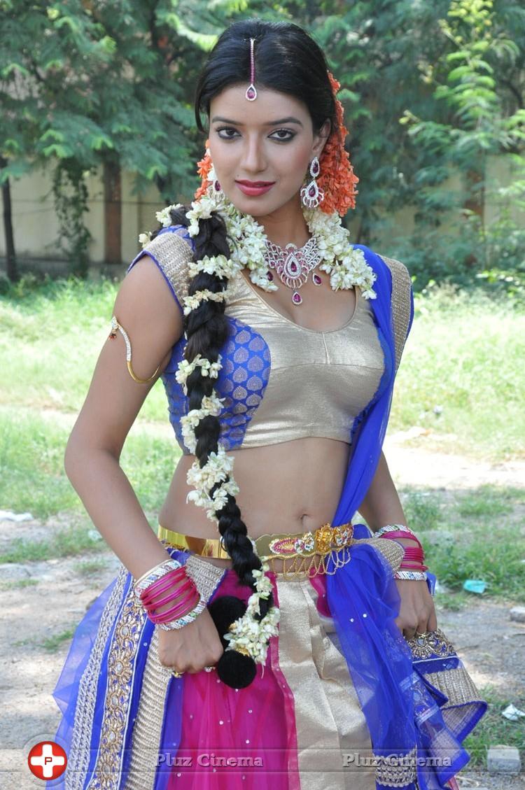 Maneesha Singh at Junction Lo Jayamalini Movie Opening Photos | Picture 1144171