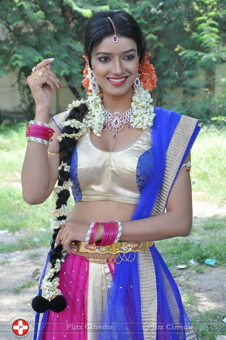 Maneesha Singh at Junction Lo Jayamalini Movie Opening Photos | Picture 1144177