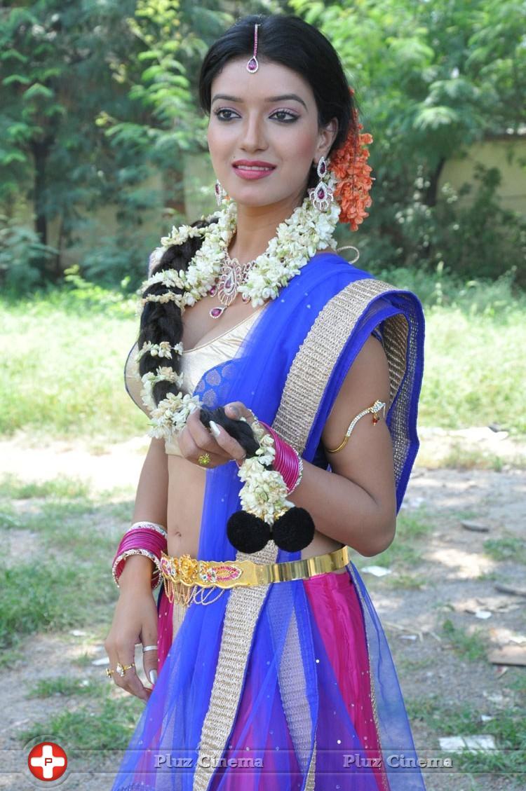 Maneesha Singh at Junction Lo Jayamalini Movie Opening Photos | Picture 1144183