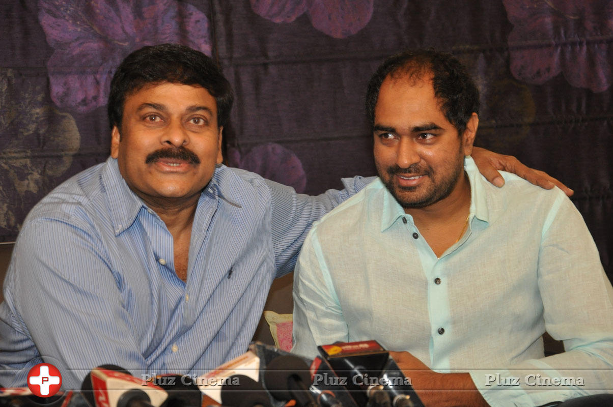 Kanche Team Congratulated by Megastar Chiranjeevi Photos | Picture 1145537