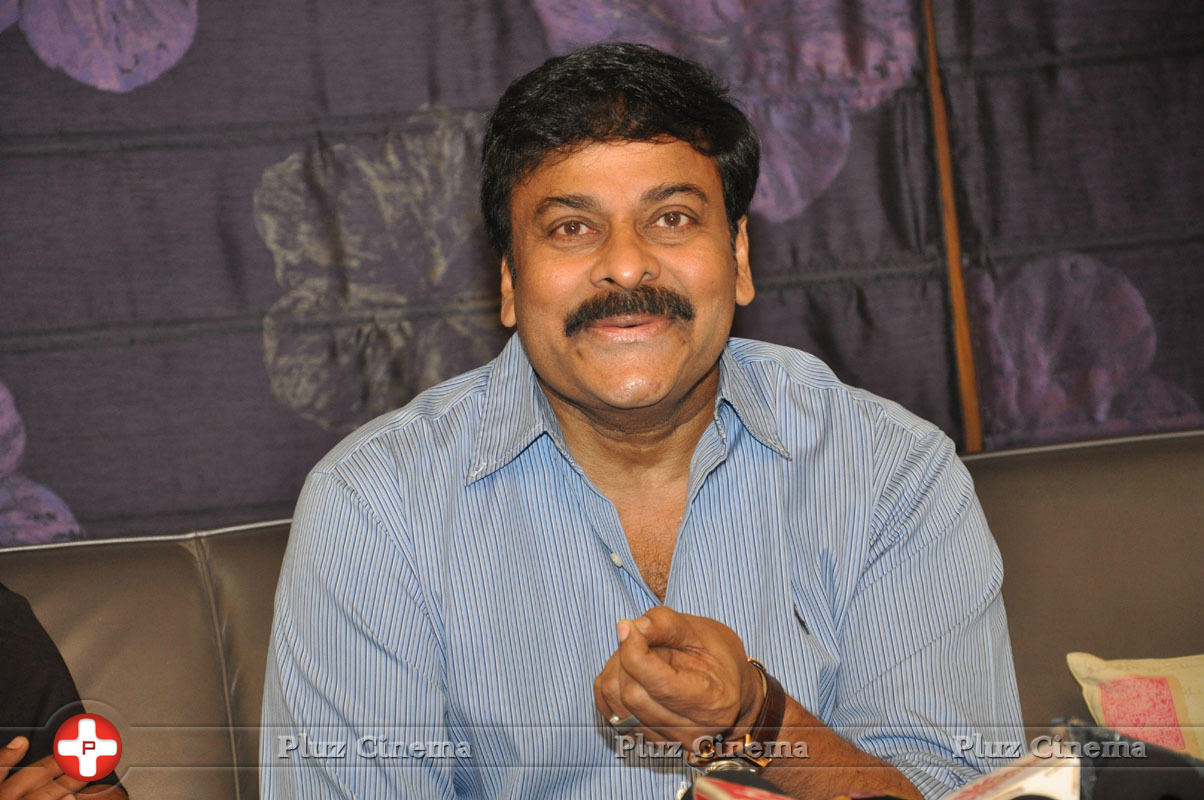 Chiranjeevi (Actors) - Kanche Team Congratulated by Megastar Chiranjeevi Photos | Picture 1145561