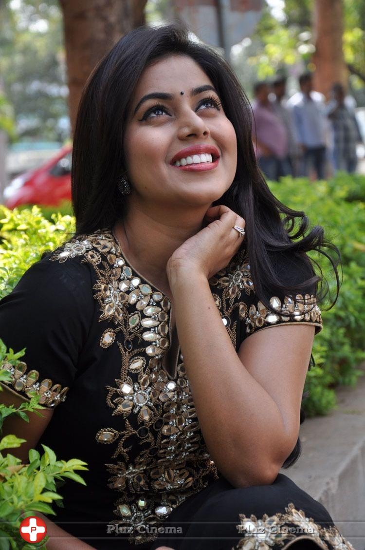 Poorna at Raju Gari Gadhi Movie Success Meet Photos | Picture 1146798