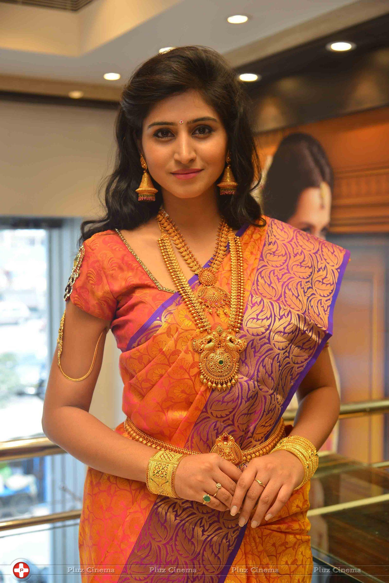 Varshini Sounderajan - Shamili Launches CMR Jewellery Showroom Stills | Picture 1111370