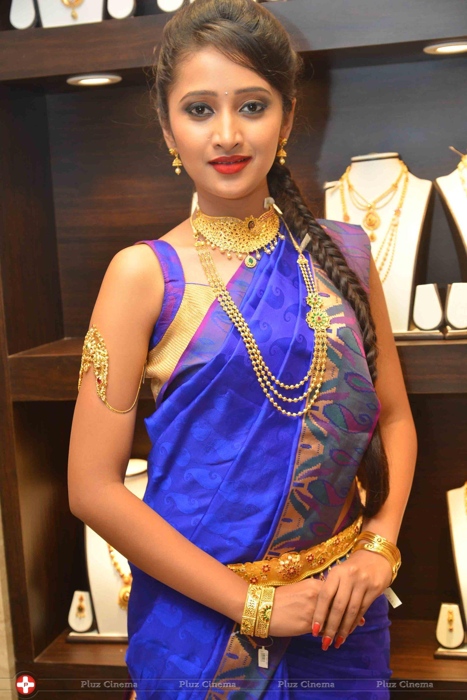 Shamili Launches CMR Jewellery Showroom Stills | Picture 1111374