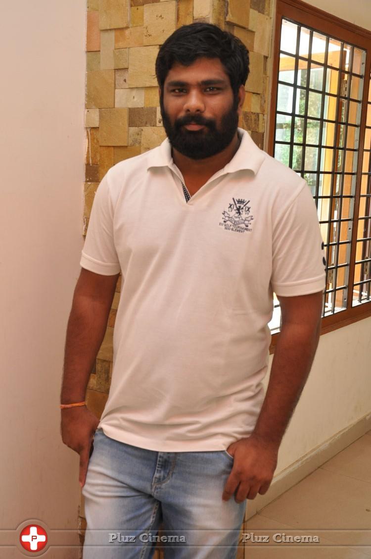 Ketugadu Movie Director Kittu Nalluri Interview Stills | Picture 1122098