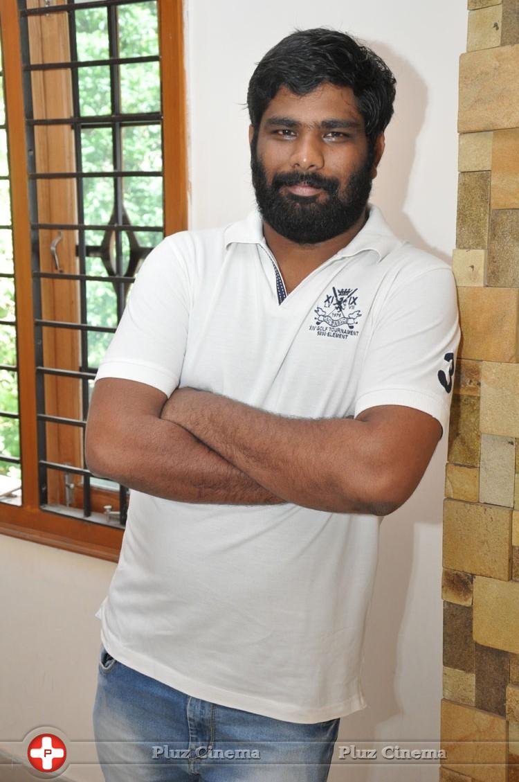 Ketugadu Movie Director Kittu Nalluri Interview Stills | Picture 1122102