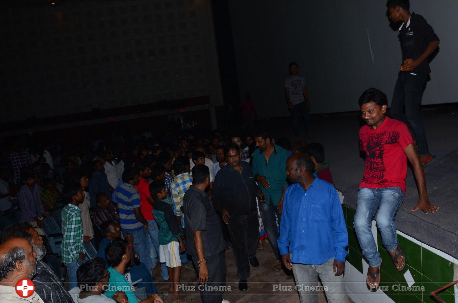 Chandrika Movie Coverage at Sri Mayuri Theatre Rtc X Roads Photos | Picture 1123948