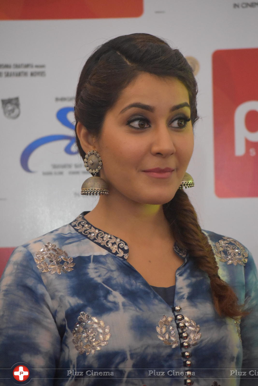 Raashi Khanna - Shivam Movie Promotion at PVP Square Mall Photos | Picture 1125339