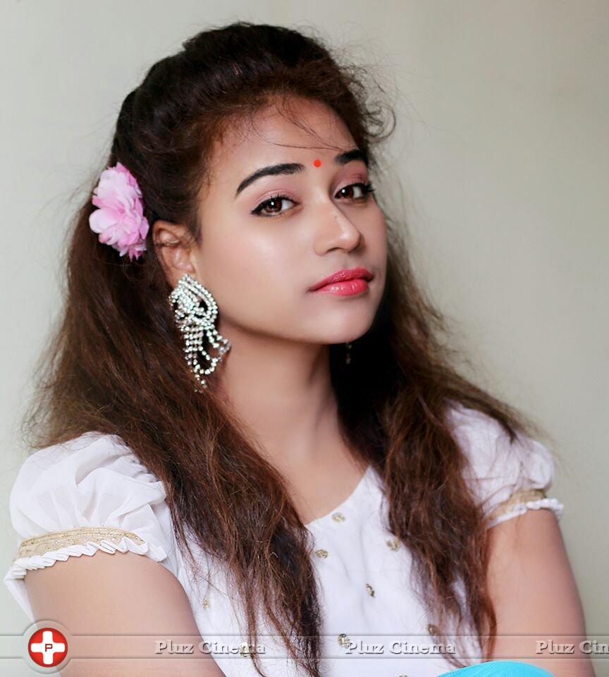 Jayathi Photoshoot Stills | Picture 1284372