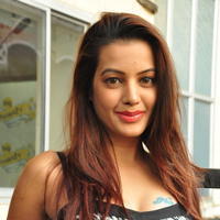Diksha Panth at Chal Chal Gurram Movie Audio Launch Stills | Picture 1292778