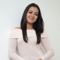 Catherine Tresa New Gallery | Picture 1293426