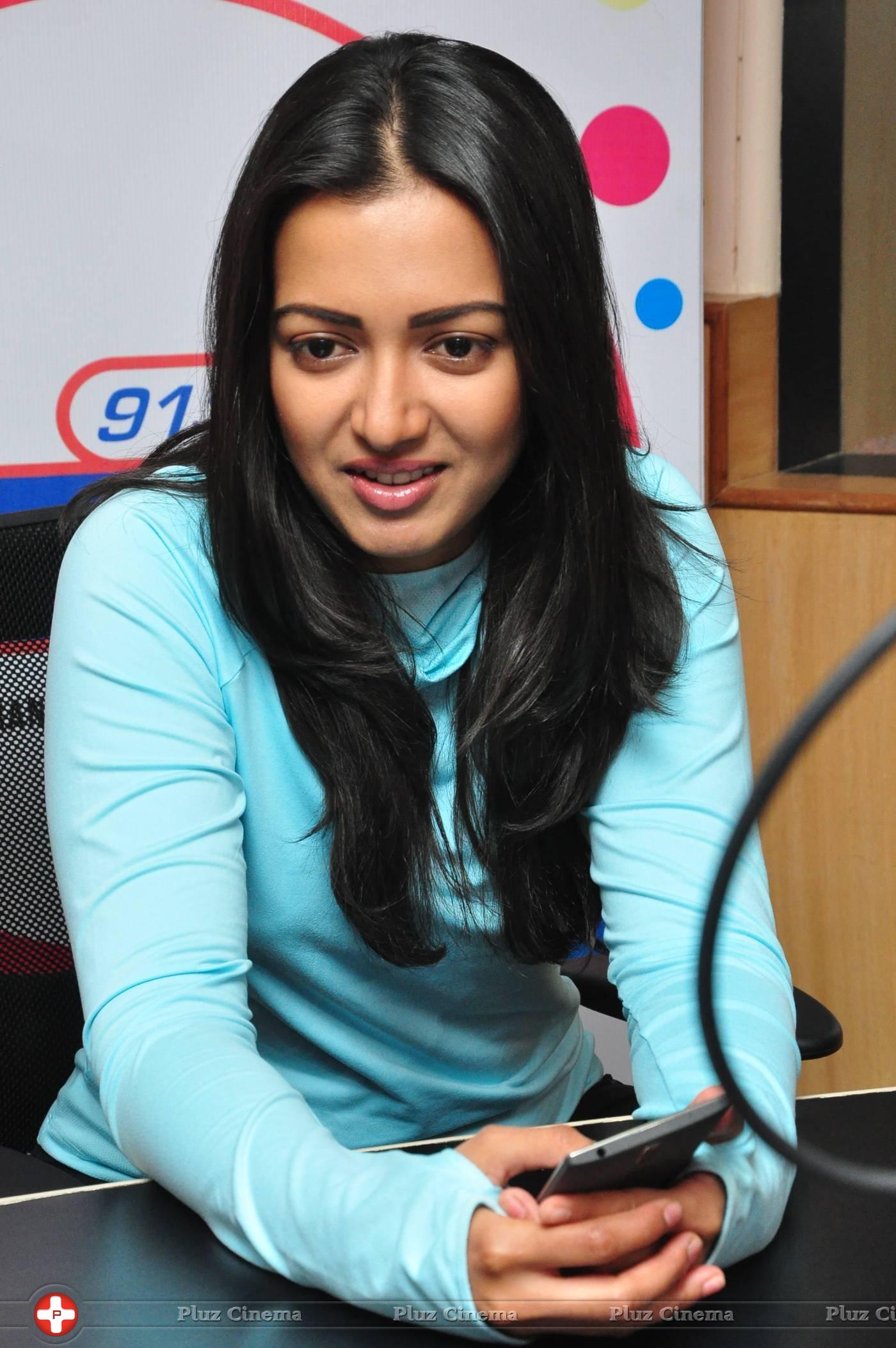 Catherine Tresa at Radio City Stills | Picture 1294735