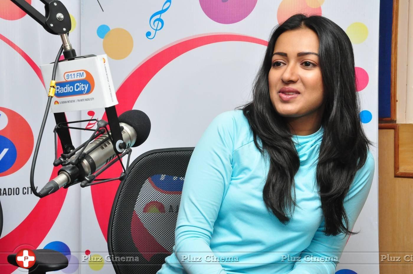 Catherine Tresa at Radio City Stills | Picture 1294738