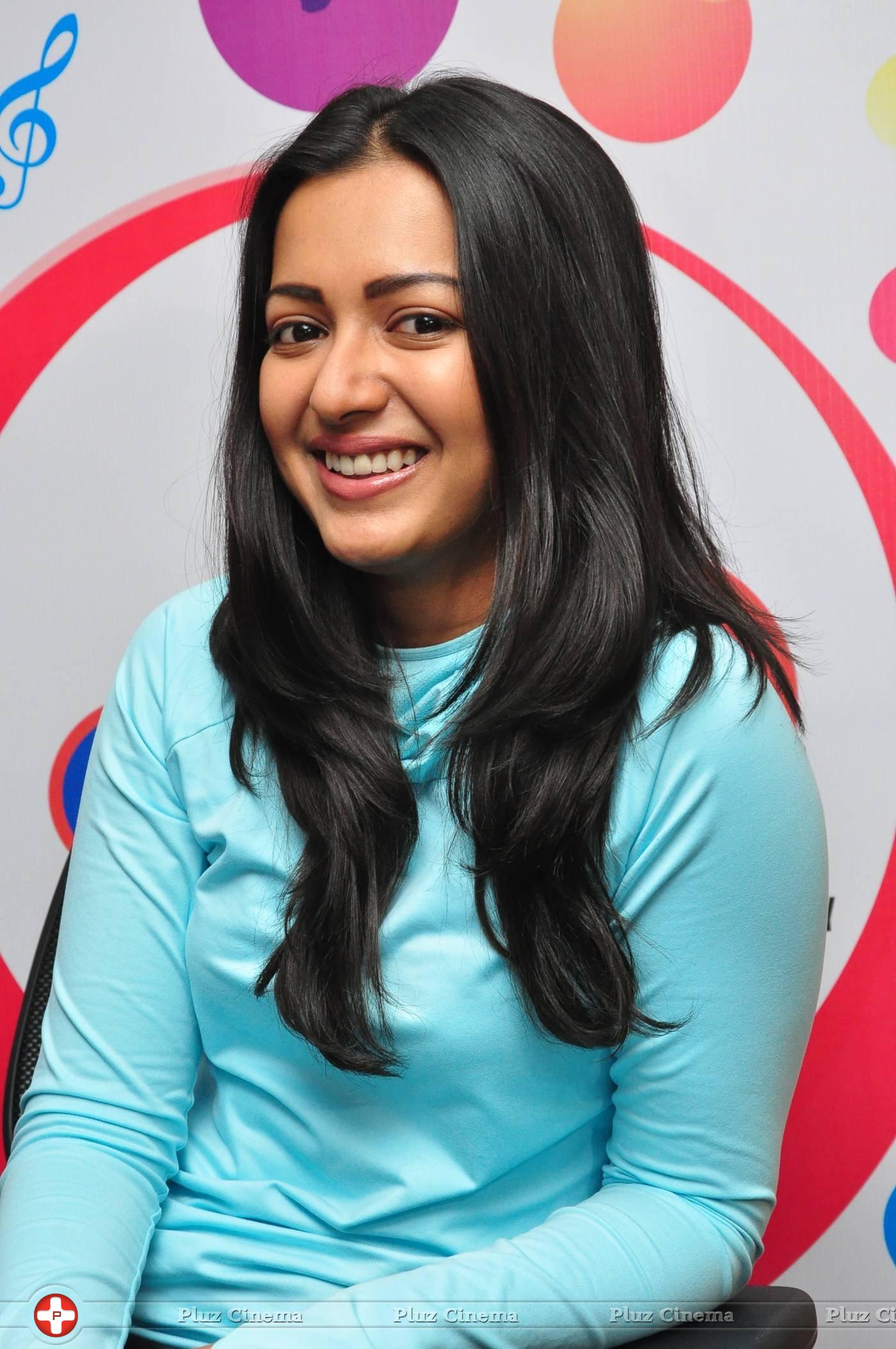 Catherine Tresa at Radio City Stills | Picture 1294746