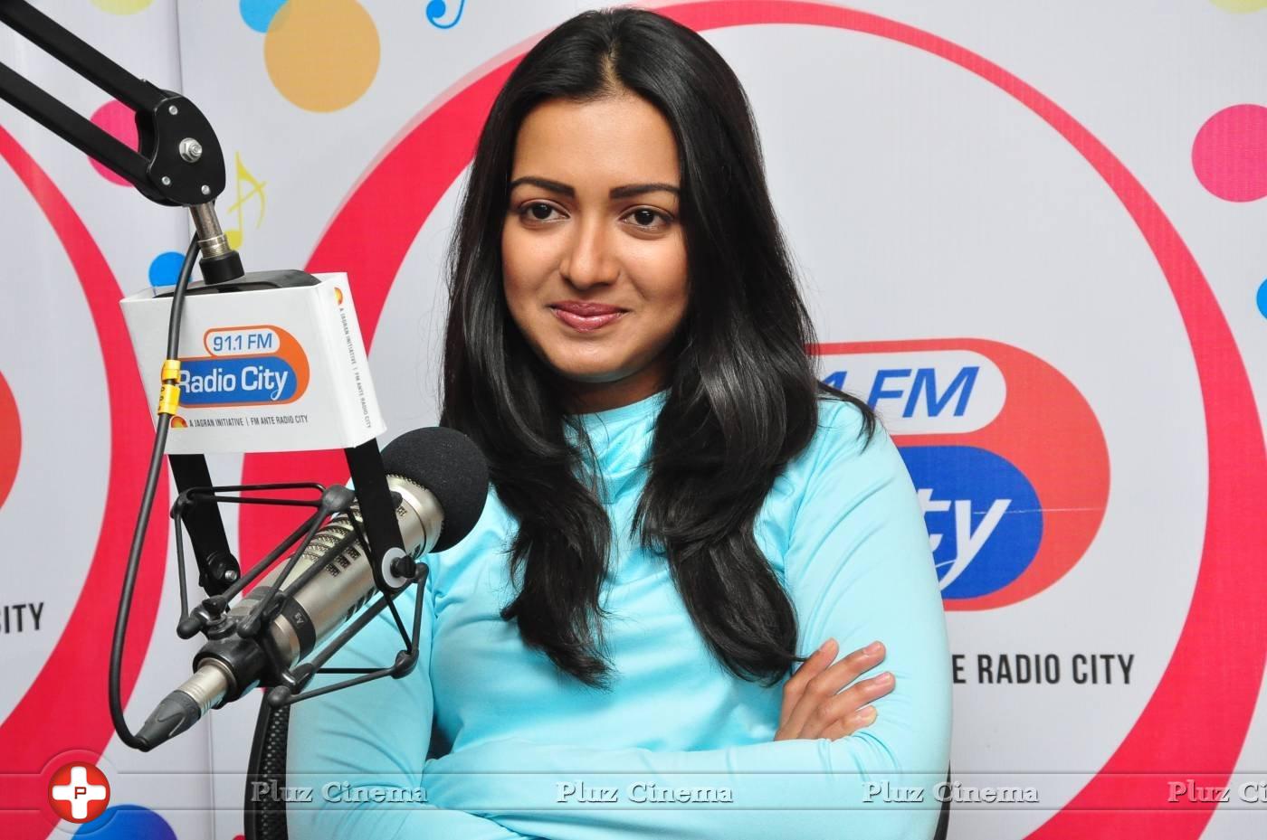 Catherine Tresa at Radio City Stills | Picture 1294748