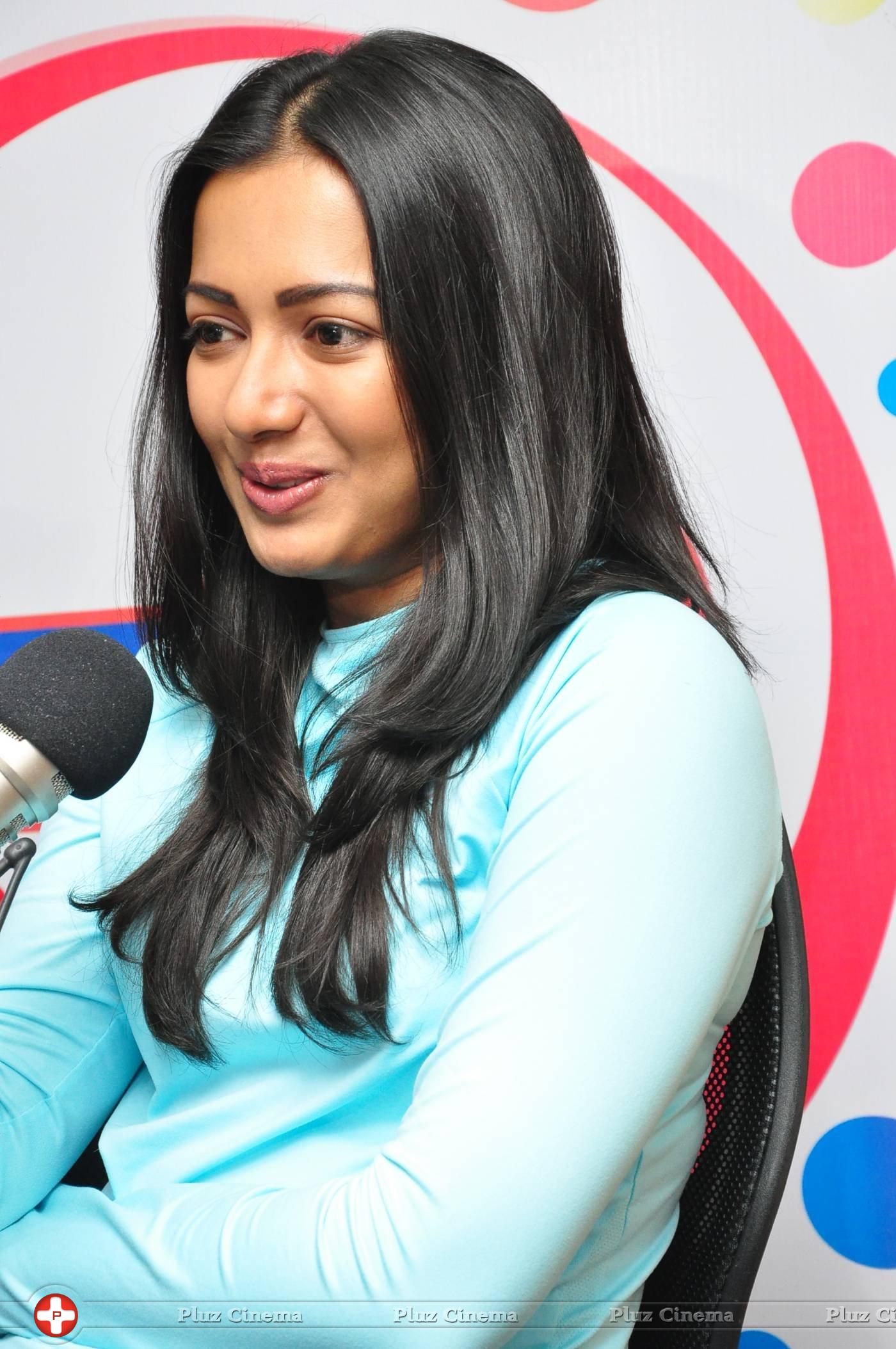 Catherine Tresa at Radio City Stills | Picture 1294802