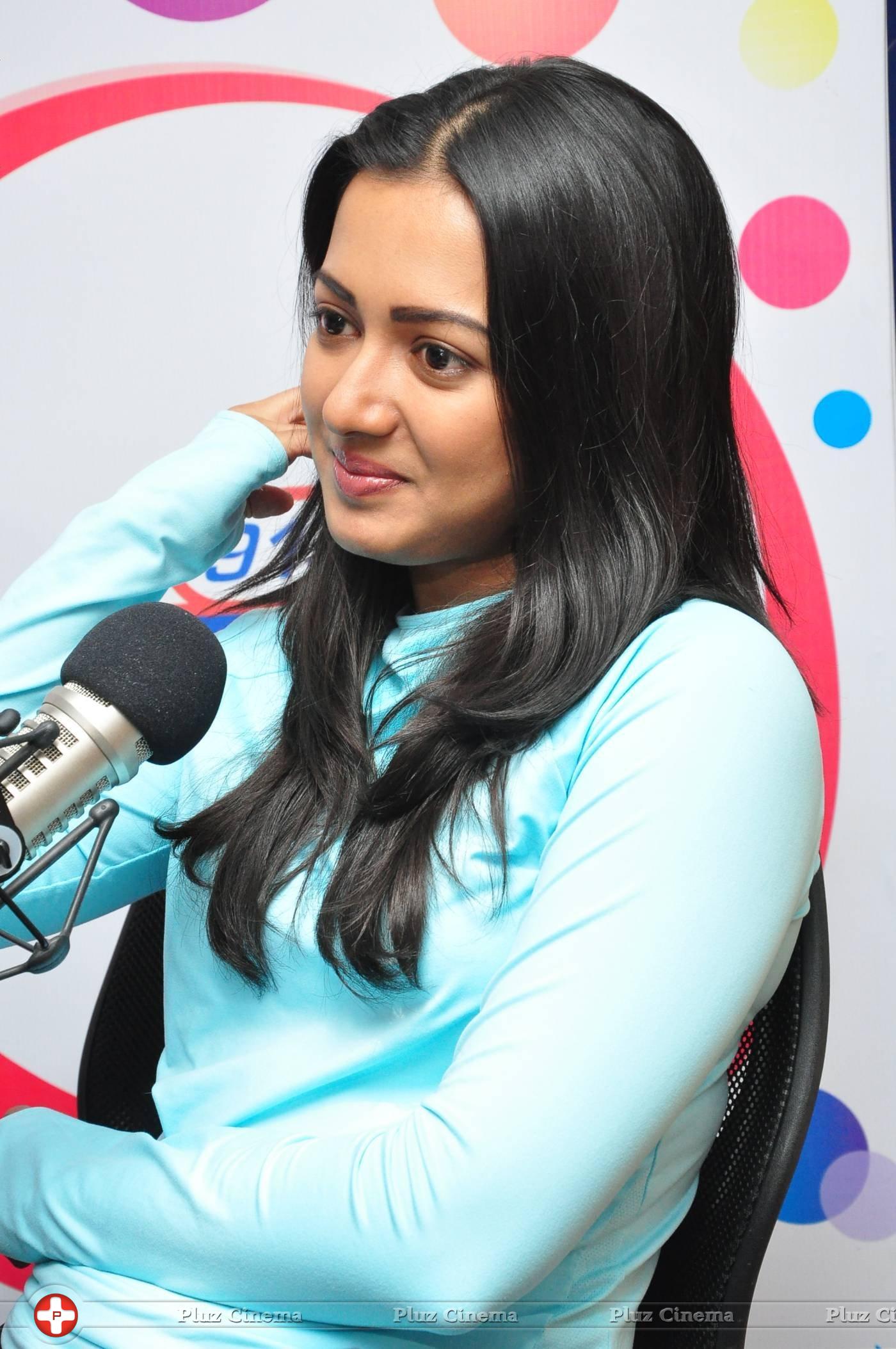 Catherine Tresa at Radio City Stills | Picture 1294803