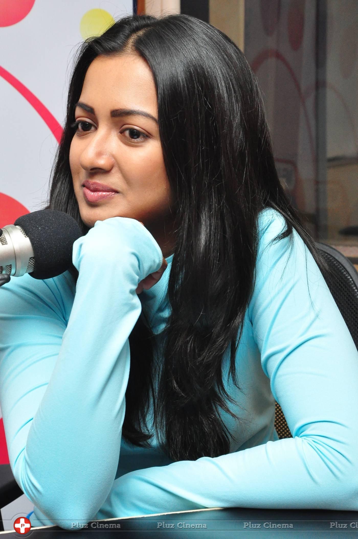 Catherine Tresa at Radio City Stills | Picture 1294854