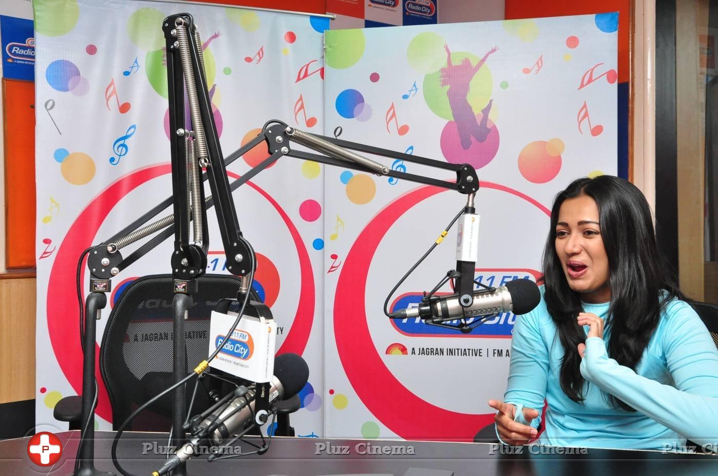 Catherine Tresa at Radio City Stills | Picture 1294857