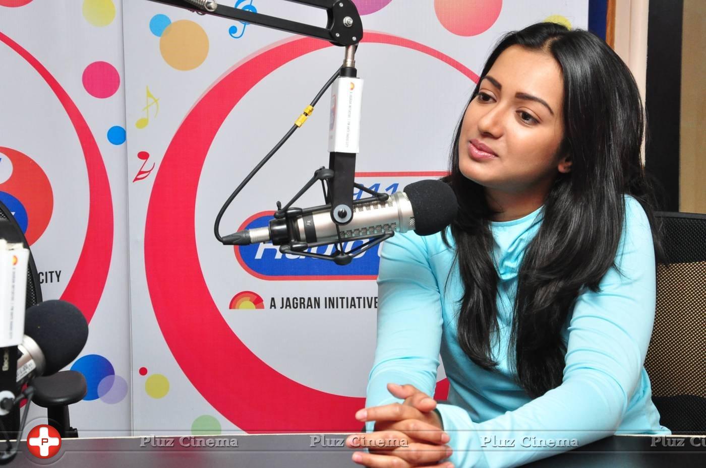 Catherine Tresa at Radio City Stills | Picture 1294859