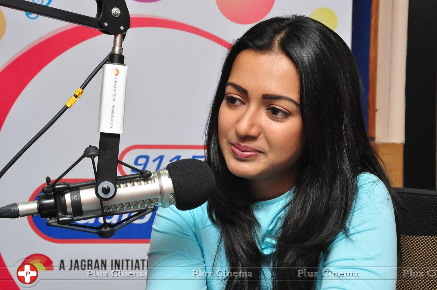 Catherine Tresa at Radio City Stills | Picture 1294862