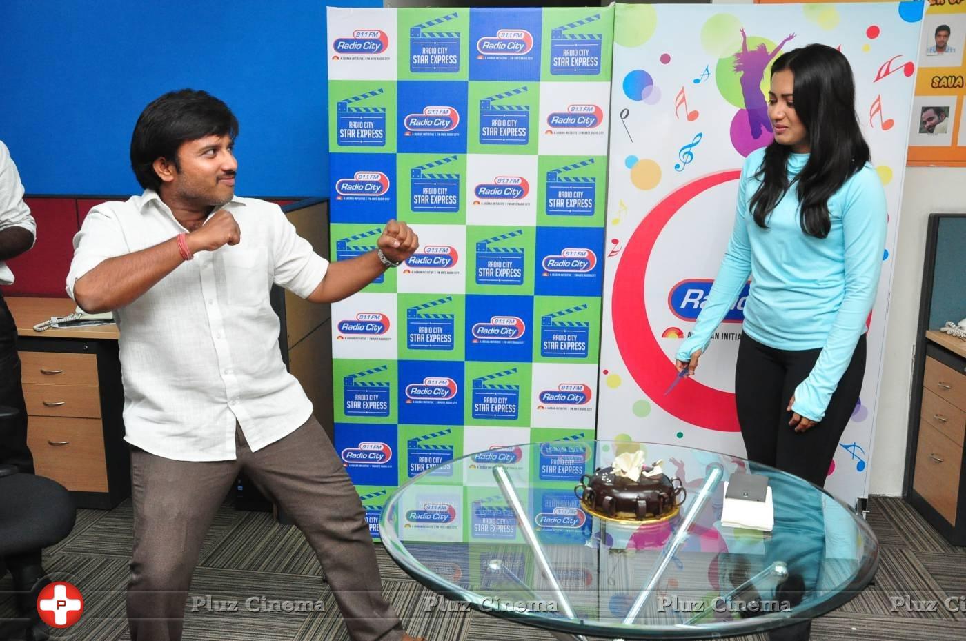 Catherine Tresa at Radio City Stills | Picture 1294886