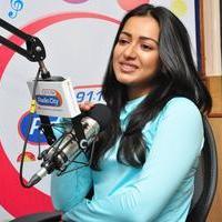 Catherine Tresa at Radio City Stills | Picture 1294786