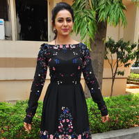 Rakul Preet Singh at Sarrainodu Press Meet Stills | Picture 1297243