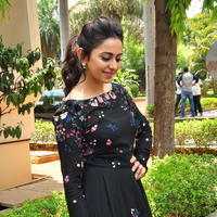 Rakul Preet Singh at Sarrainodu Press Meet Stills | Picture 1297275