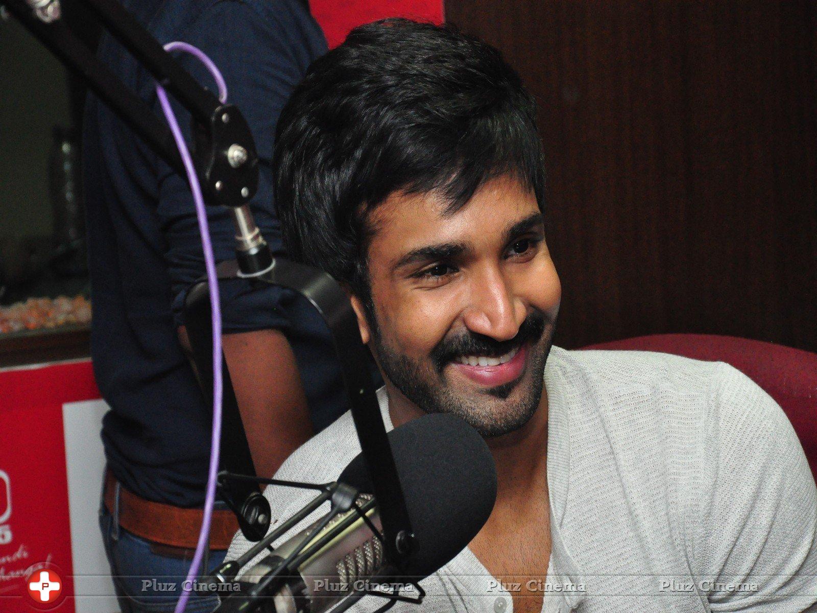 Aadhi Pinisetty - Aadhi at Red FM Photos | Picture 1298064