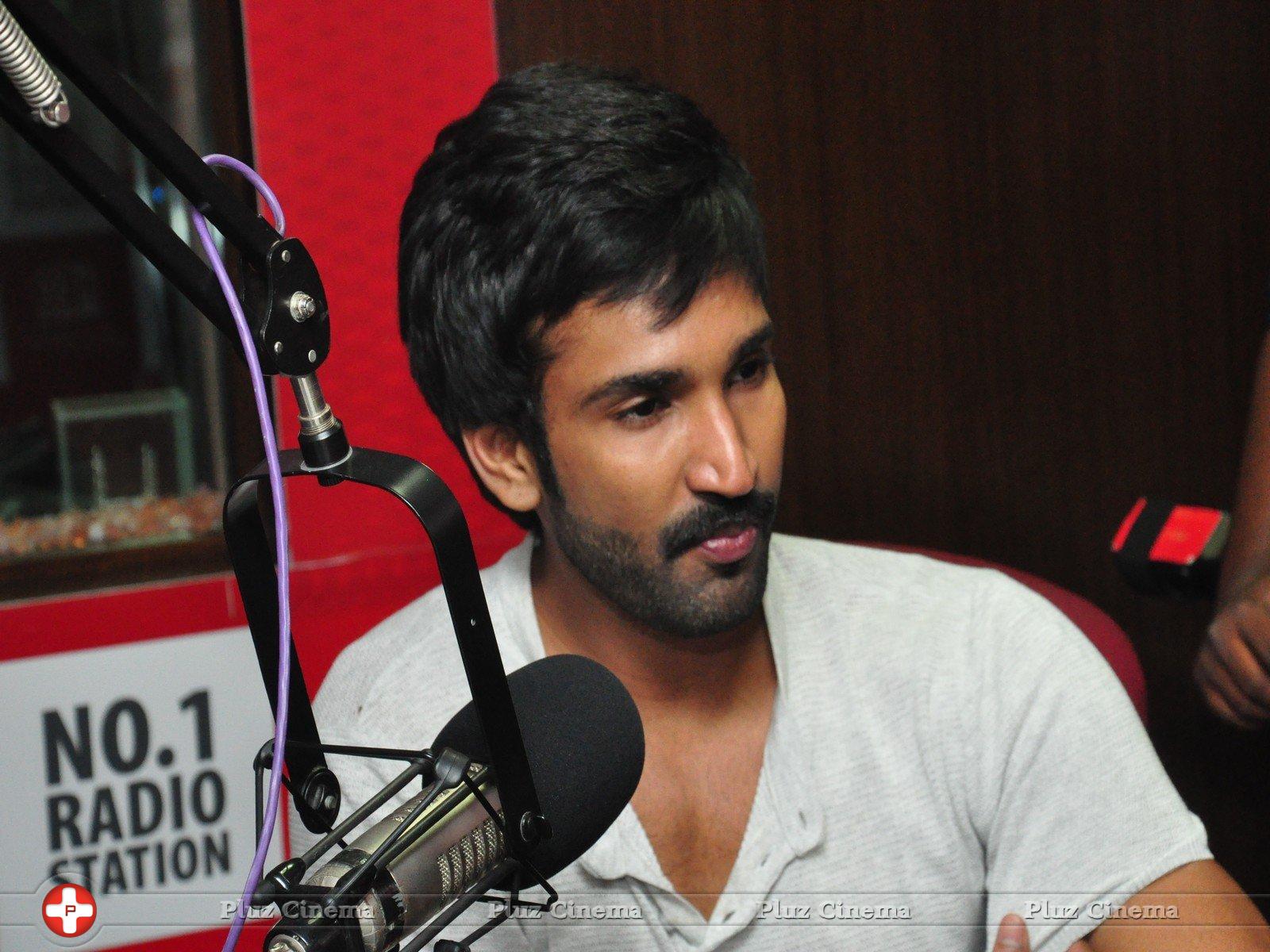Aadhi Pinisetty - Aadhi at Red FM Photos | Picture 1298067