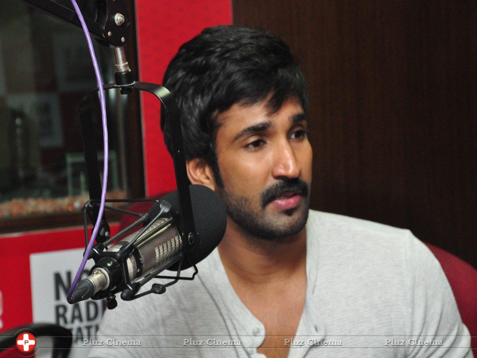 Aadhi Pinisetty - Aadhi at Red FM Photos | Picture 1298081