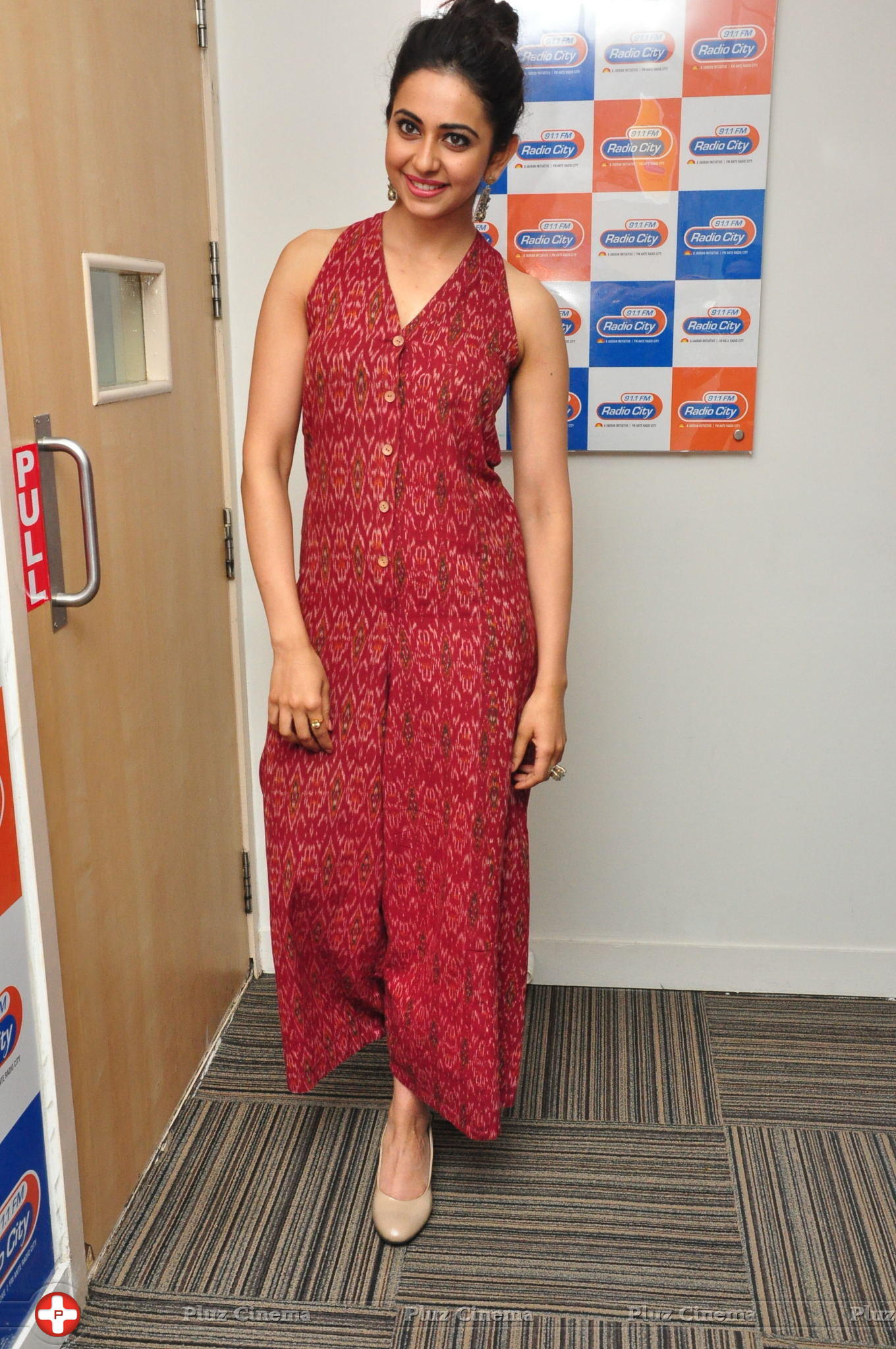 Rakul Preet Singh and Aadhi at Radio City Photos | Picture 1297730