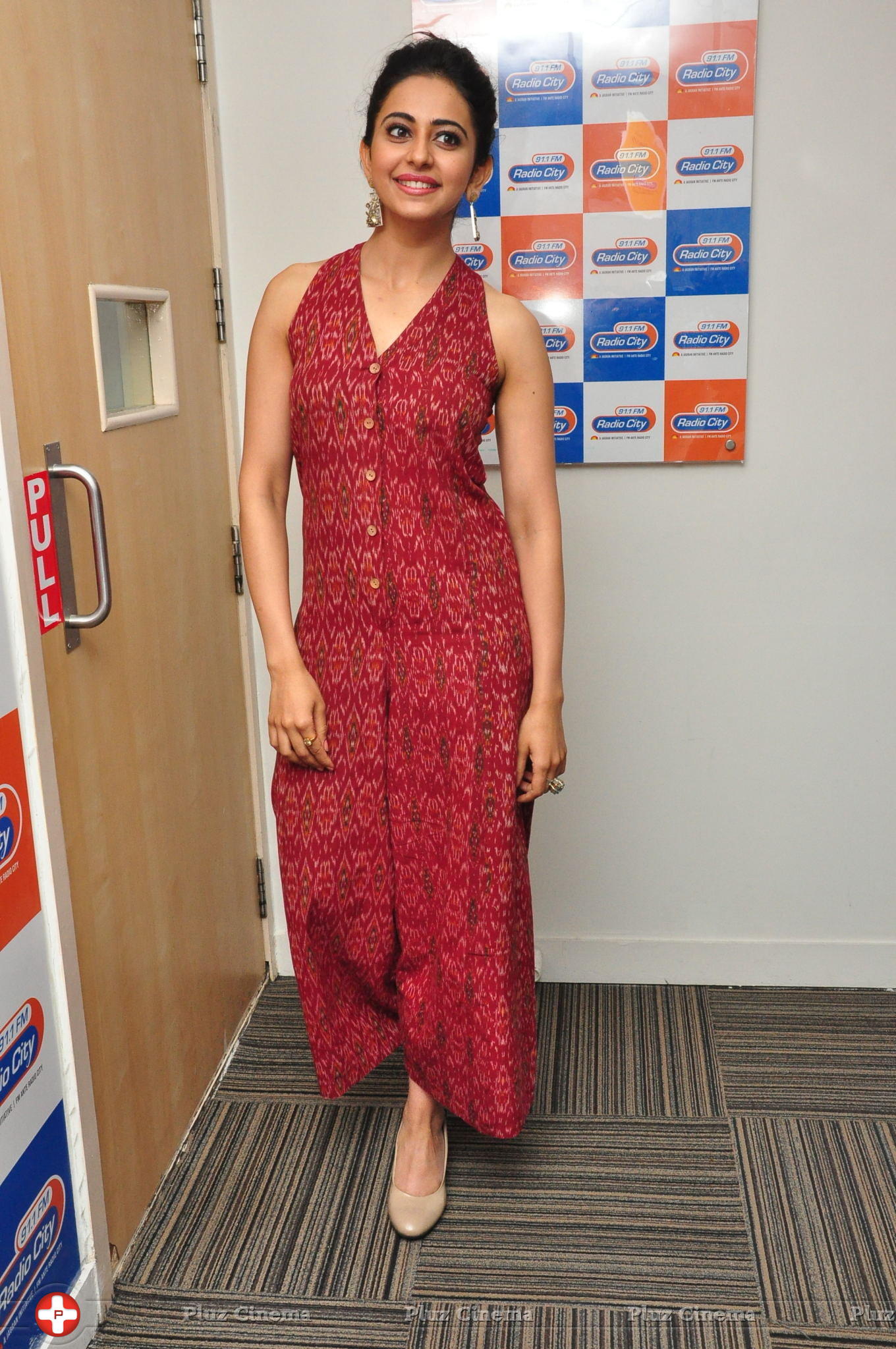 Rakul Preet Singh and Aadhi at Radio City Photos | Picture 1297731