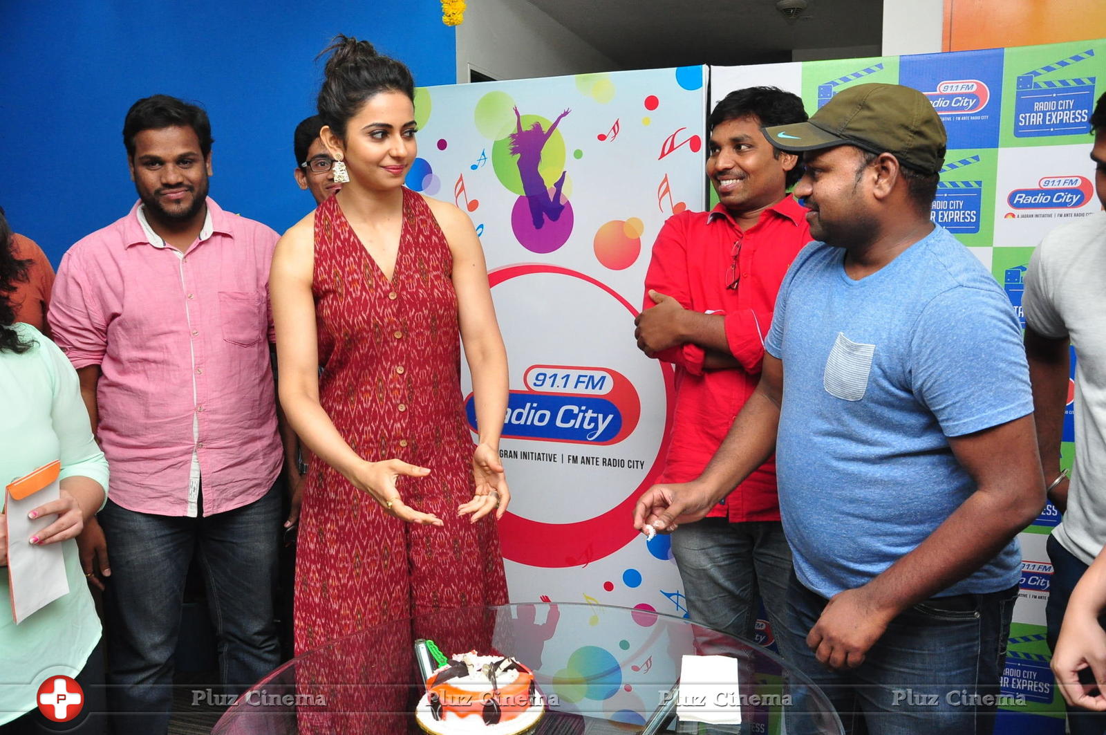 Rakul Preet Singh and Aadhi at Radio City Photos | Picture 1297753