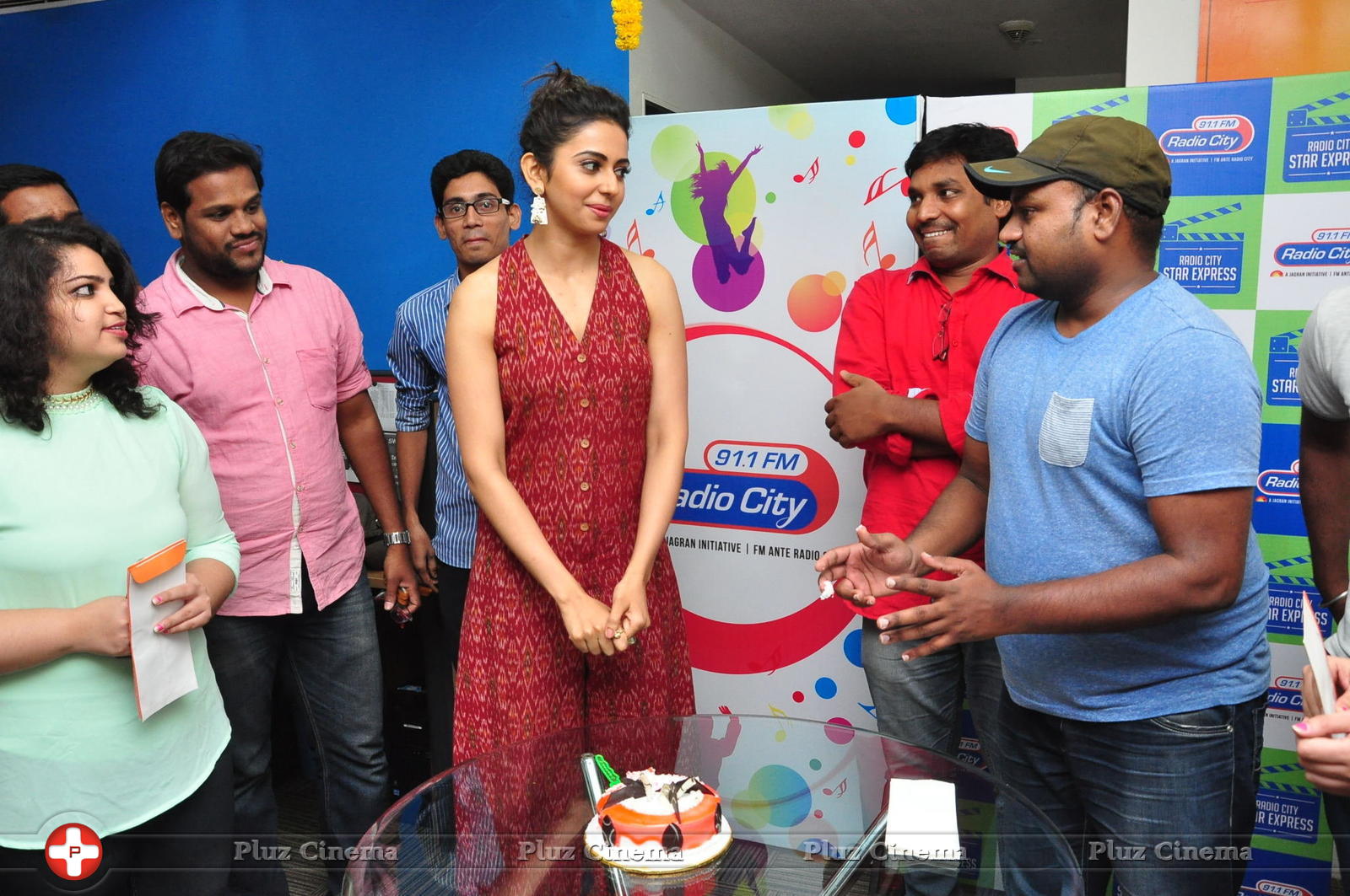 Rakul Preet Singh and Aadhi at Radio City Photos | Picture 1297754