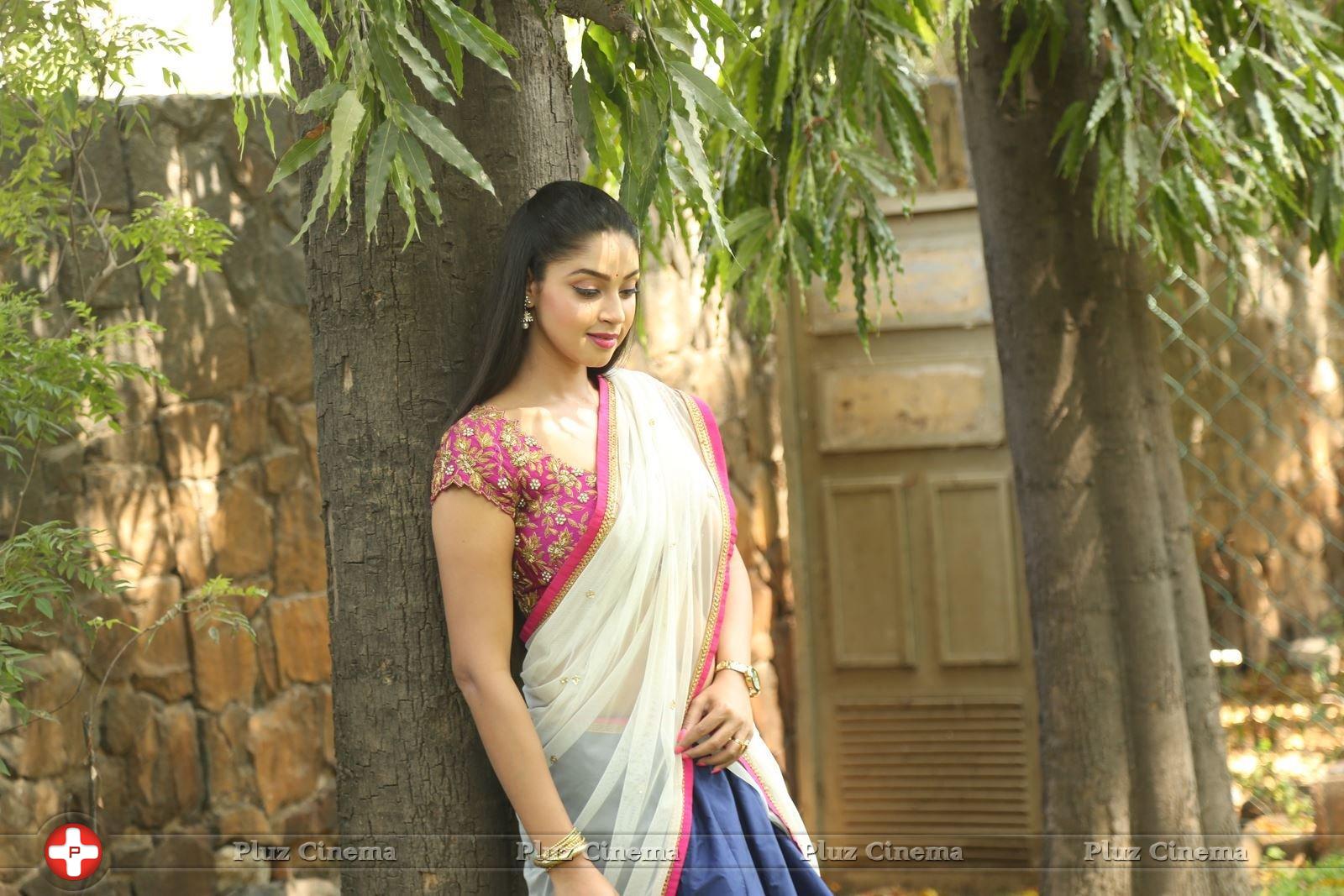 Actress Angana Roy Latest Stills | Picture 1298392