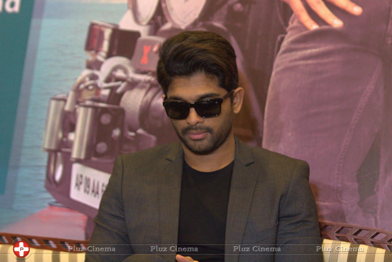 Allu Arjun at Sarrainodu Bangalore Press Meet Photos | Picture 1298434