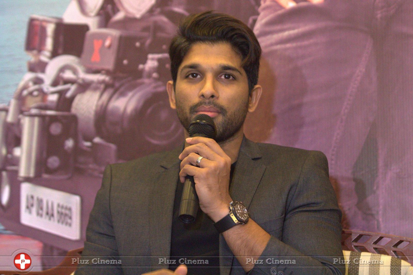 Allu Arjun at Sarrainodu Bangalore Press Meet Photos | Picture 1298440