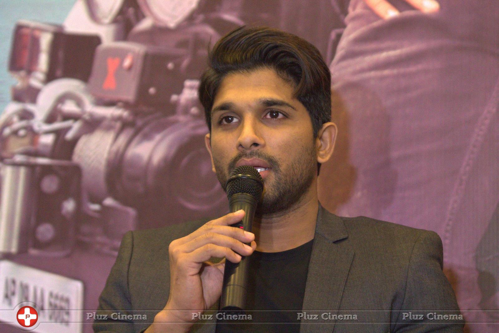 Allu Arjun at Sarrainodu Bangalore Press Meet Photos | Picture 1298445