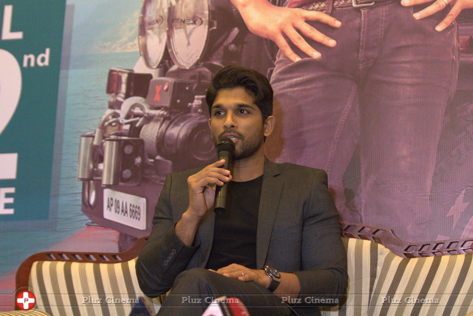 Allu Arjun at Sarrainodu Bangalore Press Meet Photos | Picture 1298447