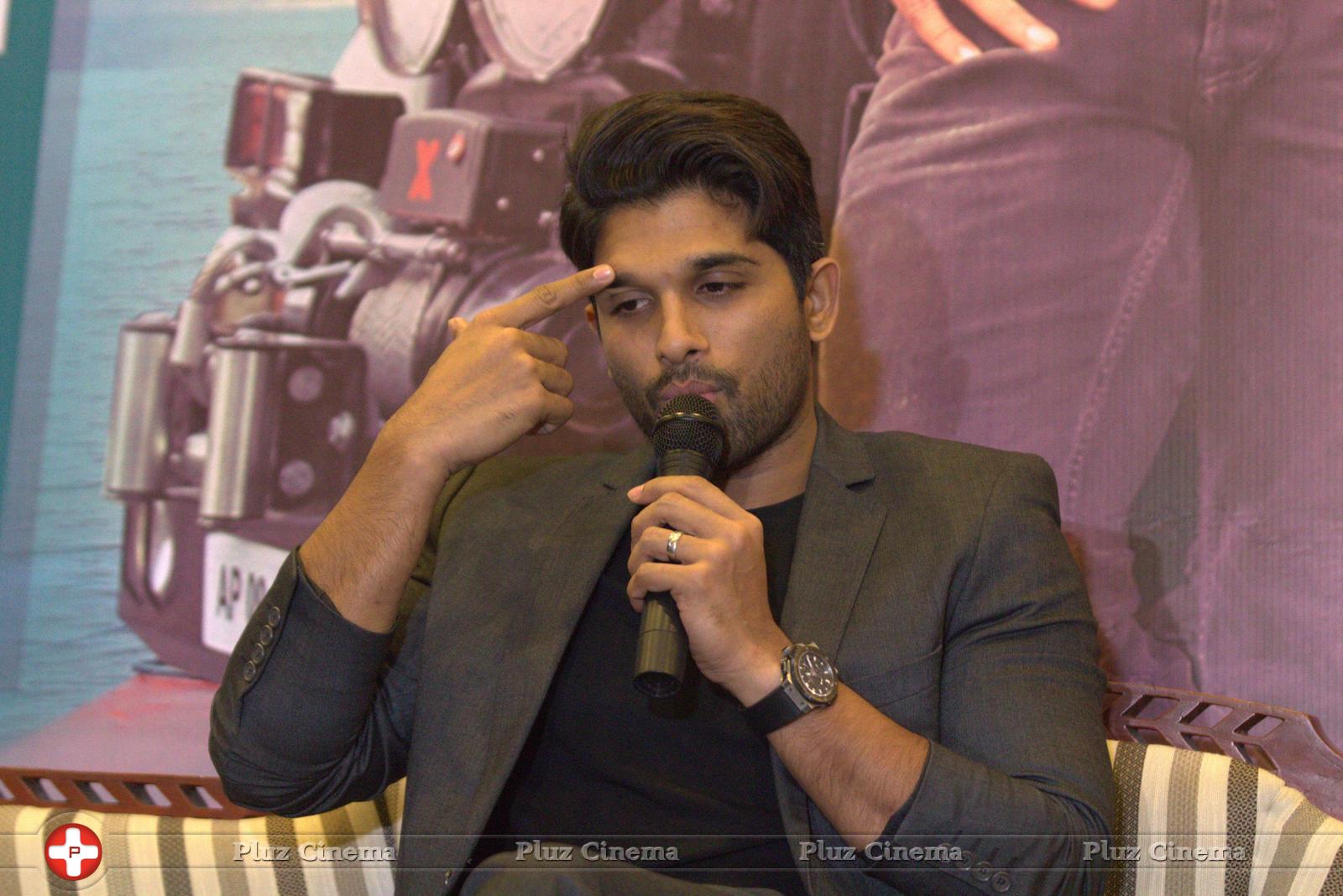 Allu Arjun at Sarrainodu Bangalore Press Meet Photos | Picture 1298452