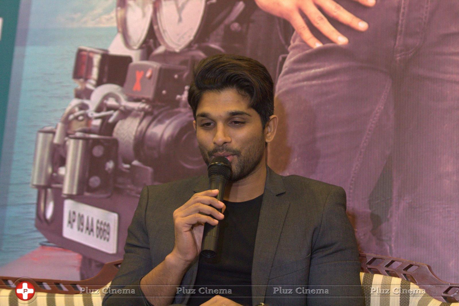 Allu Arjun at Sarrainodu Bangalore Press Meet Photos | Picture 1298457