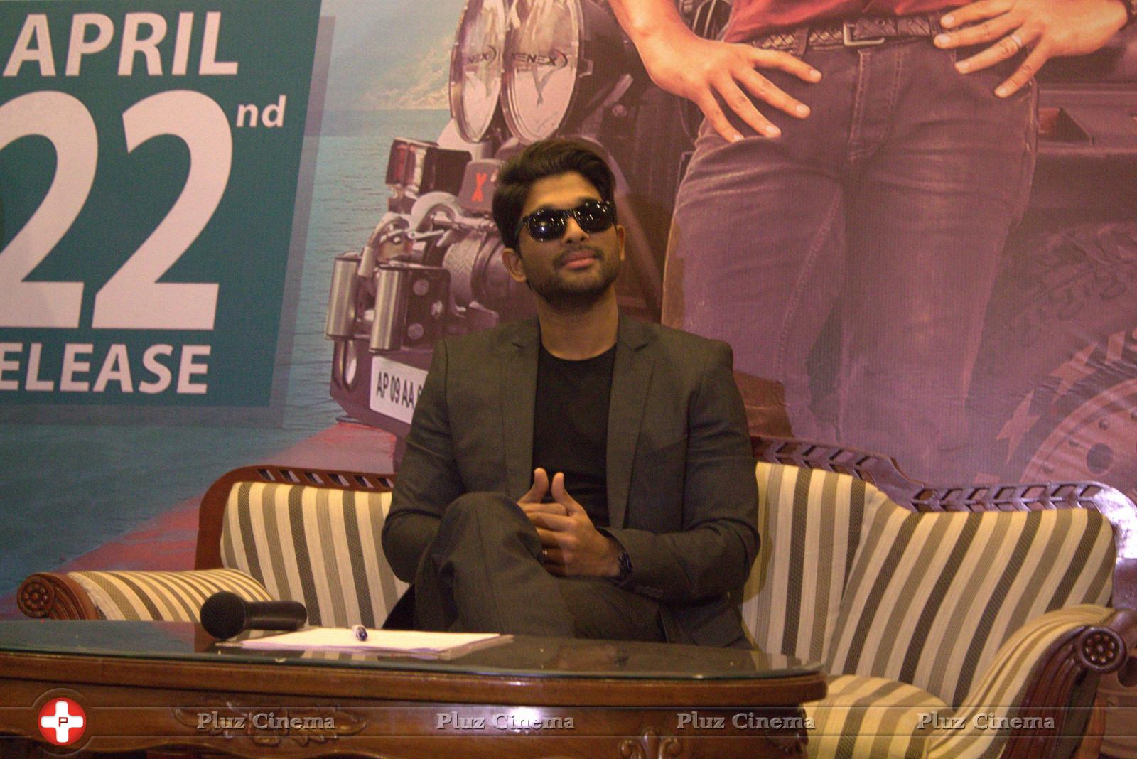 Allu Arjun at Sarrainodu Bangalore Press Meet Photos | Picture 1298458