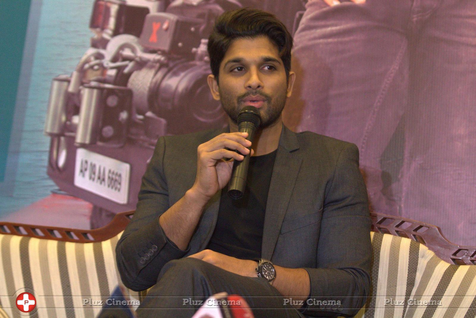 Allu Arjun at Sarrainodu Bangalore Press Meet Photos | Picture 1298464