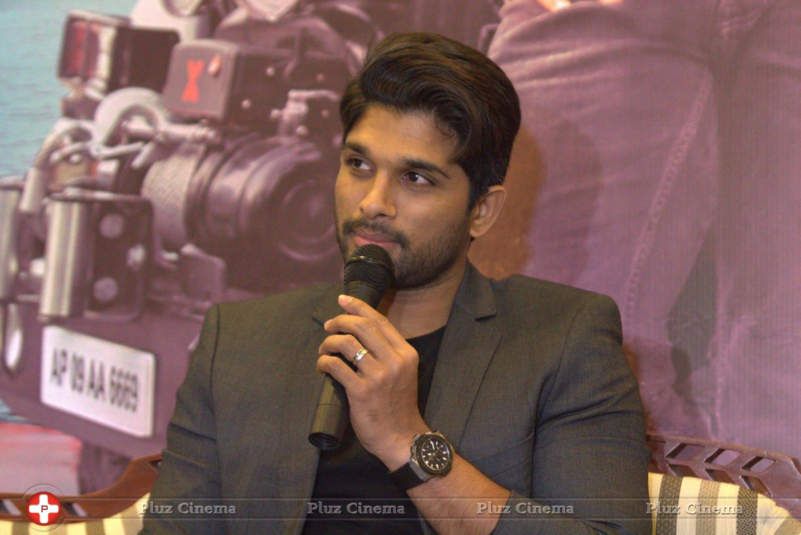 Allu Arjun at Sarrainodu Bangalore Press Meet Photos | Picture 1298469