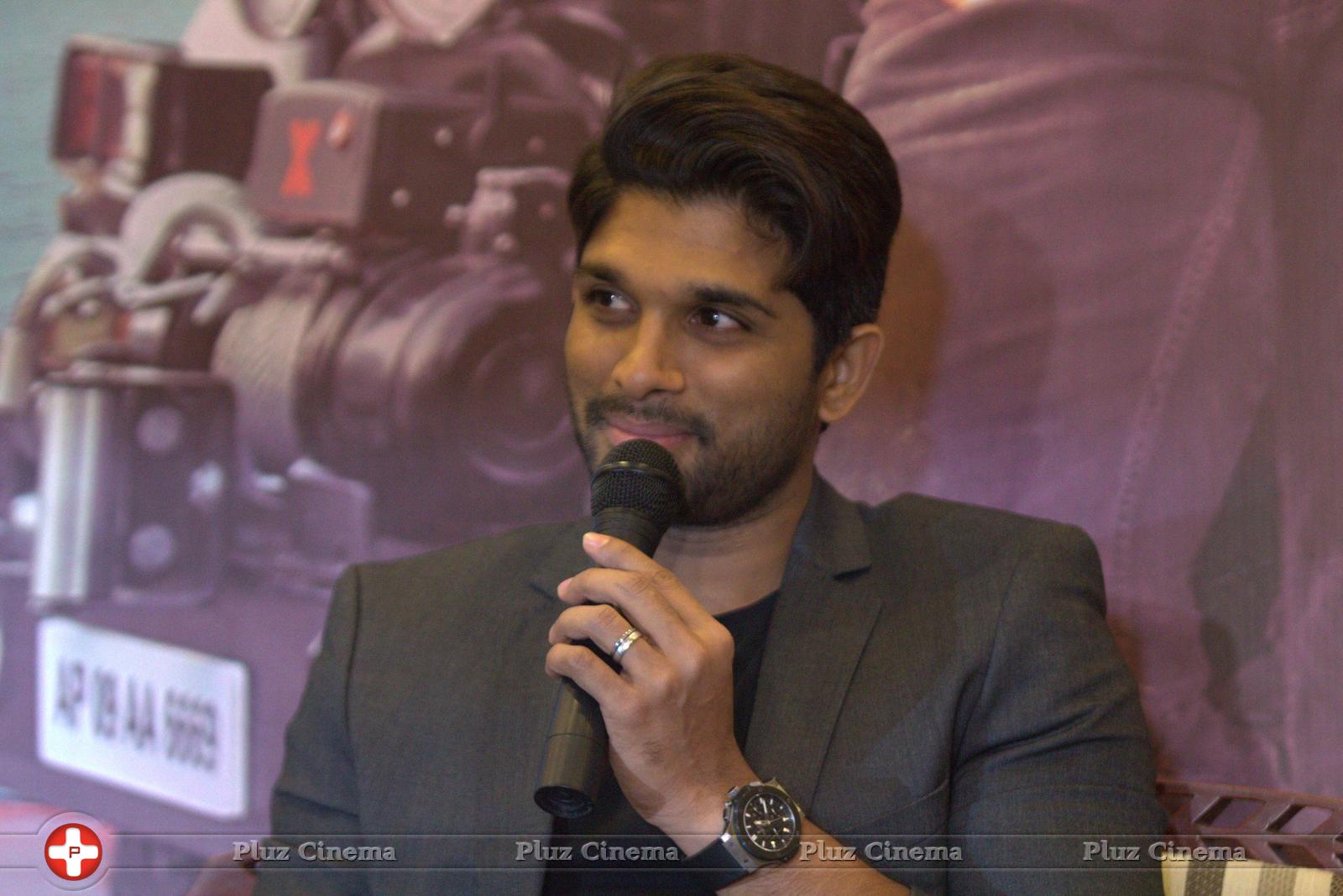 Allu Arjun at Sarrainodu Bangalore Press Meet Photos | Picture 1298471